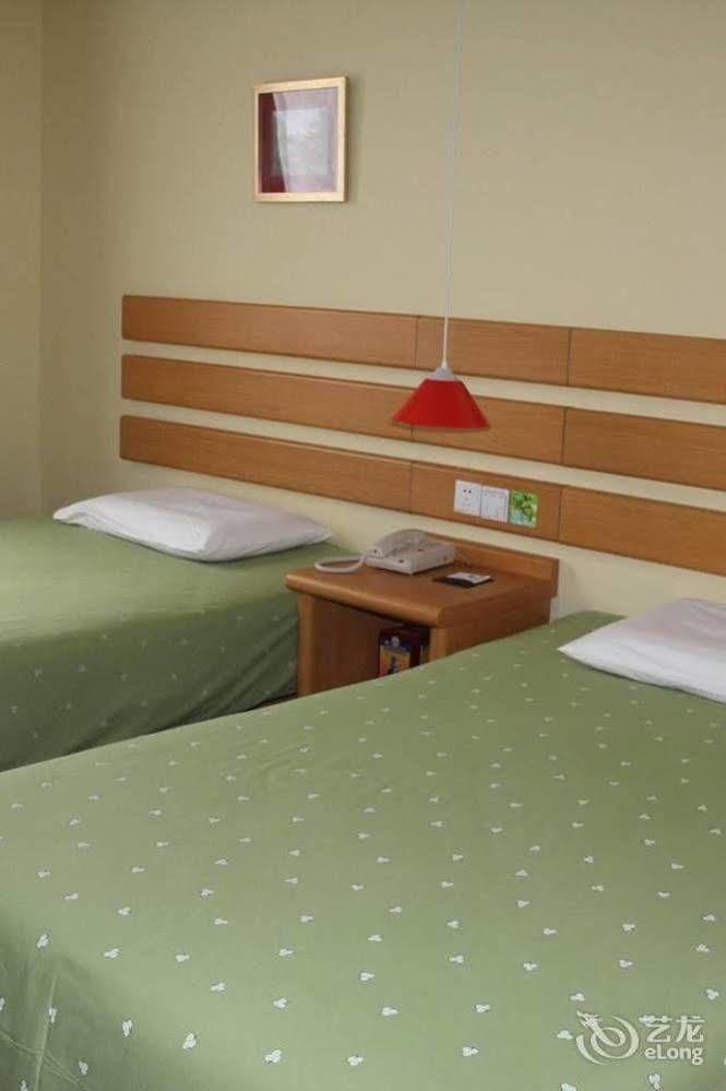 Home Inn Chongqing Jiangbei Airport Shuangfeng Road Kültér fotó
